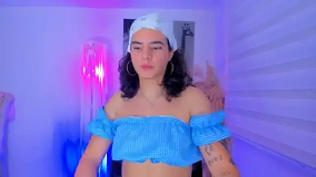 Snapshot of alask_pears0 chatting on 26, 10, 2025 alask pears0 online show from 26, 10, 2025