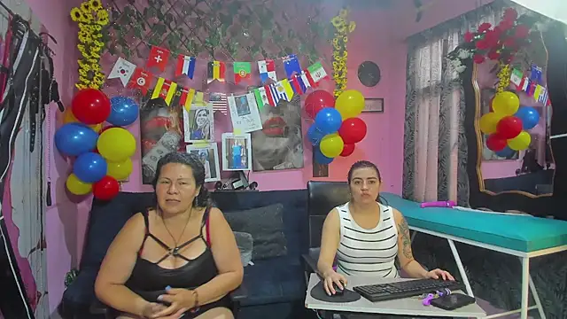 lesbiancuple online show from 21, 6, 2026