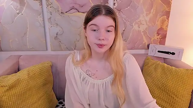 ohmyJuliet online show from 17, 1, 2025