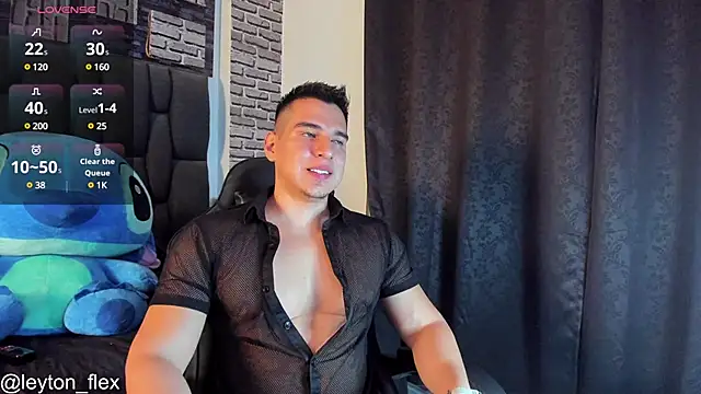 Snapshot of leyton_flex chatting on 18, 3, 2025 leyton flex online show from 18, 3, 2025