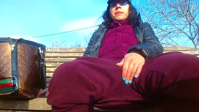 SquirtyMellissaLabia online show from 1, 2, 2025