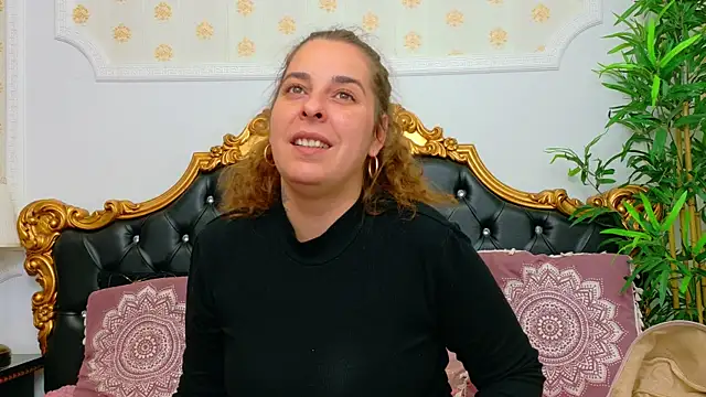 Snapshot of KarinaNoir chatting on 5, 5, 2026 KarinaNoir online show from 5, 5, 2026