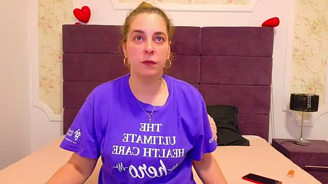 Snapshot of KarinaNoir chatting on 12, 5, 2026 KarinaNoir online show from 12, 5, 2026