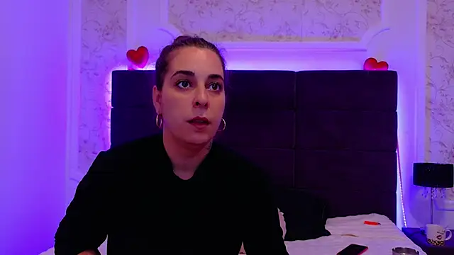 Snapshot of KarinaNoir chatting on 14, 5, 2026 KarinaNoir online show from 14, 5, 2026