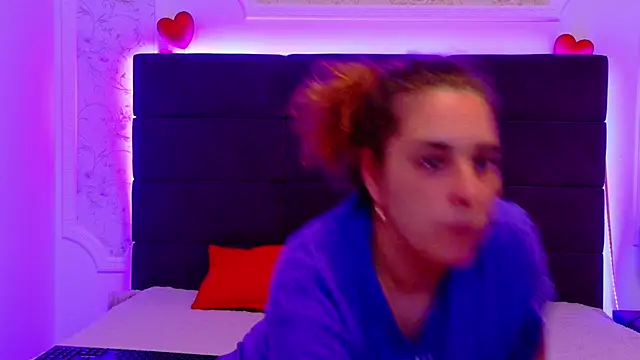 Snapshot of KarinaNoir chatting on 20, 5, 2026 KarinaNoir online show from 20, 5, 2026