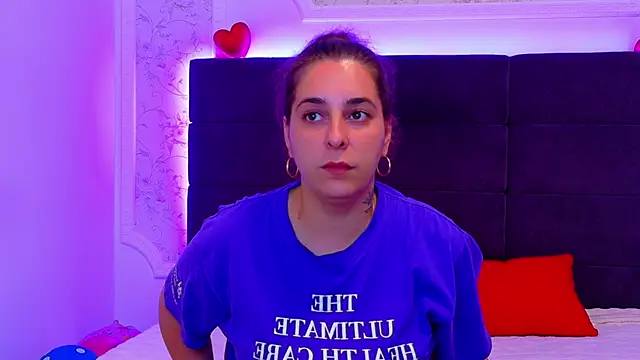 Snapshot of KarinaNoir chatting on 27, 5, 2026 KarinaNoir online show from 27, 5, 2026