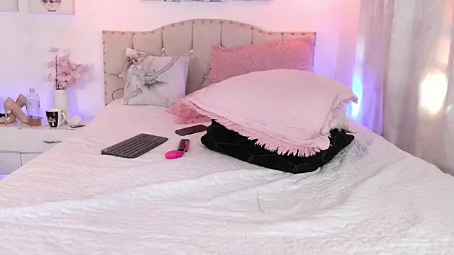 Snapshot of Dulce_Morrys chatting on 18, 3, 2025 Dulce Morrys online show from 18, 3, 2025