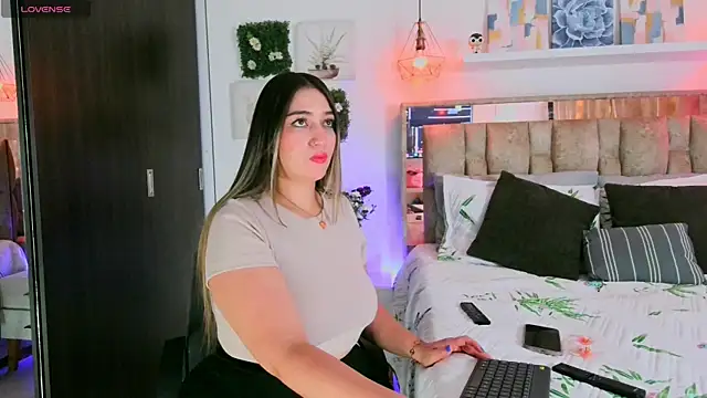 Dulce Morrys online show from 12, 5, 2026