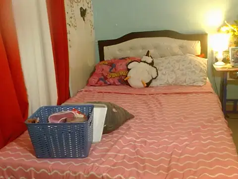 Snapshot of PearlOfAsia21 chatting on 8, 2, 2025 PearlOfAsia21 online show from 8, 2, 2025