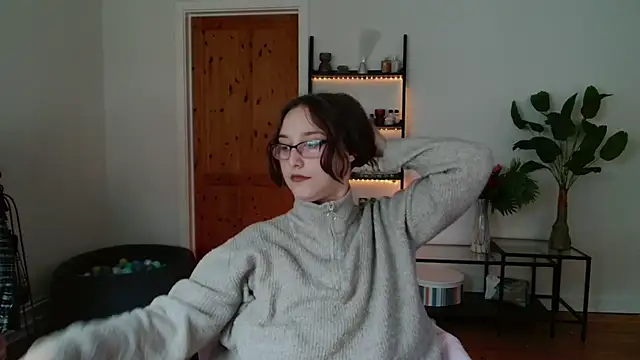 Snapshot of NaughtyRapunzel7 chatting on 6, 12, 2024 NaughtyRapunzel7 online show from 6, 12, 2024