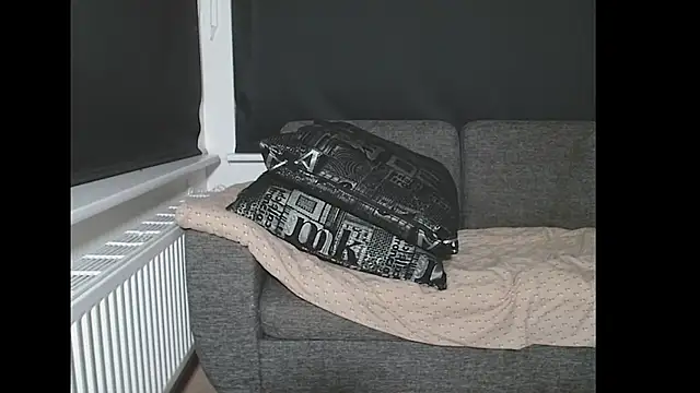 Snapshot of NaughtyRapunzel7 chatting on 11, 9, 2025 NaughtyRapunzel7 online show from 11, 9, 2025