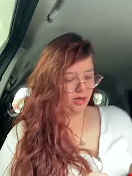 Snapshot of kayortiiz chatting on 24, 9, 2025 kayortiiz online show from 24, 9, 2025