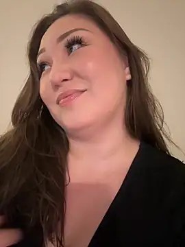 Snapshot of RosieDixx chatting on 7, 11, 2025 RosieDixx online show from 7, 11, 2025