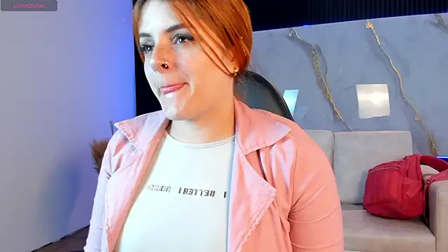 Snapshot of kimbrownn chatting on 27, 10, 2025 kimbrownn online show from 27, 10, 2025