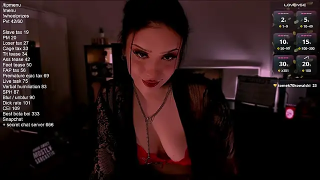 SofiRusselle online show from 29, 9, 2025