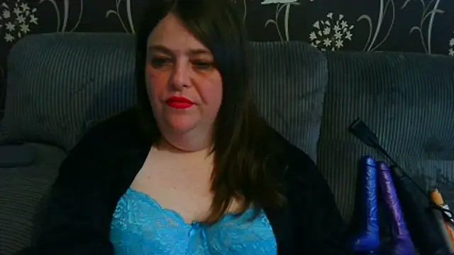 Snapshot of HouseWifeWhore_Milf chatting on 25, 3, 2026 HouseWifeWhore Milf online show from 25, 3, 2026