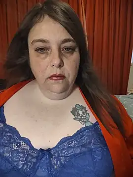 HouseWifeWhore Milf online show from 3, 7, 2026