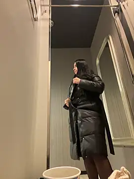 CrazzyChicks online show from 11, 3, 2026