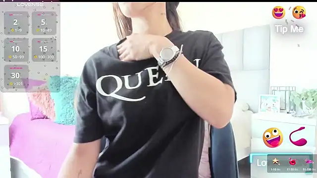 Charlotte7-7 online show from 29, 10, 2025