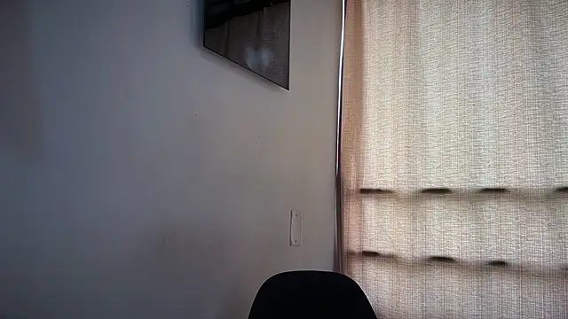 romeolovedark online show from 23, 4, 2026
