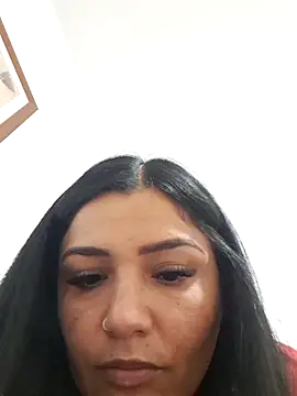 Snapshot of laura_dirtyhot chatting on 12, 12, 2024 laura dirtyhot online show from 12, 12, 2024