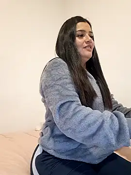 Snapshot of laura_dirtyhot chatting on 24, 12, 2024 laura dirtyhot online show from 24, 12, 2024