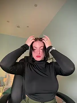 IvyHoney online show from 4, 2, 2025