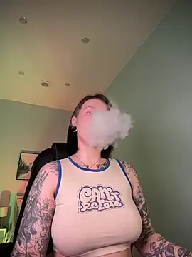 IvyHoney online show from 1, 3, 2025