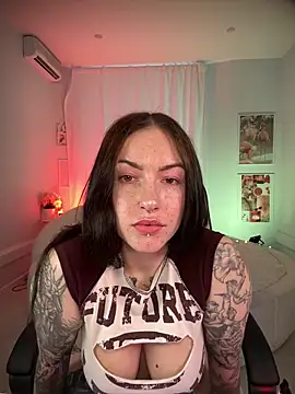 IvyHoney online show from 18, 3, 2025