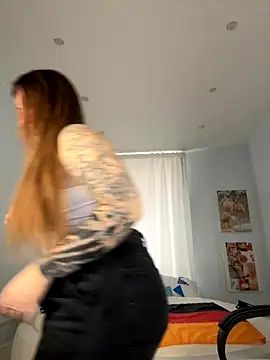 IvyHoney online show from 24, 9, 2025