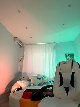 IvyHoney online show from 3, 10, 2025