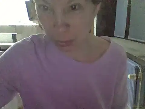 Snapshot of Moi_Lina chatting on 18, 3, 2025 Moi Lina online show from 18, 3, 2025