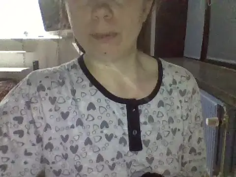 Moi Lina online show from 1, 12, 2025