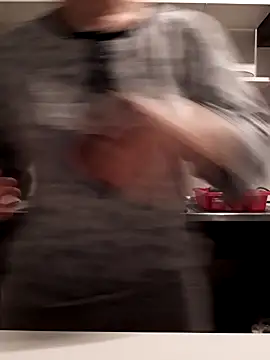 Moi Lina online show from 15, 2, 2026