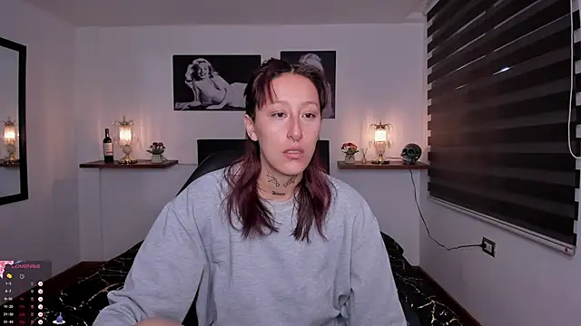 Snapshot of Mariana_Joness chatting on 11, 10, 2025 Mariana Joness online show from 11, 10, 2025