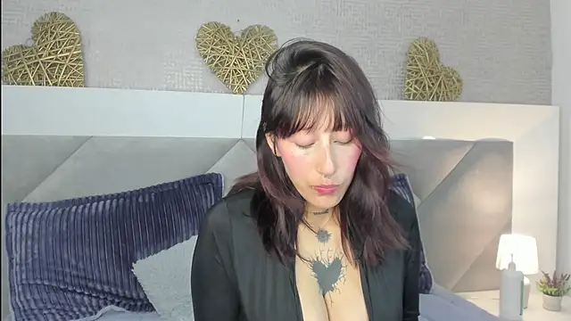 Snapshot of Mariana_Joness chatting on 5, 3, 2026 Mariana Joness online show from 5, 3, 2026