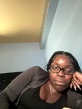 Snapshot of ChocolateBuns101 chatting on 13, 11, 2025 ChocolateBuns101 online show from 13, 11, 2025
