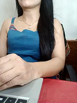 Snapshot of Chanchal--Navya chatting on 24, 4, 2026 Chanchal--Navya online show from 24, 4, 2026