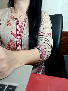 Snapshot of Chanchal--Navya chatting on 25, 4, 2026 Chanchal--Navya online show from 25, 4, 2026