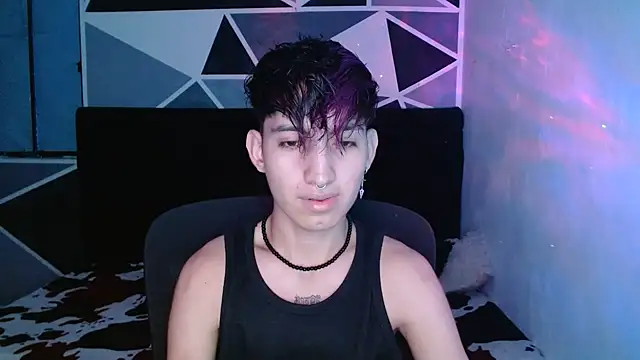 Snapshot of littlextreme chatting on 11, 12, 2024 littlextreme online show from 11, 12, 2024