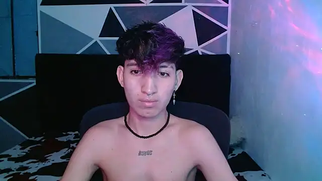 Snapshot of littlextreme chatting on 11, 12, 2024 littlextreme online show from 11, 12, 2024