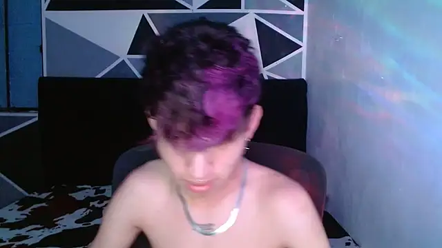 Snapshot of littlextreme chatting on 12, 12, 2024 littlextreme online show from 12, 12, 2024