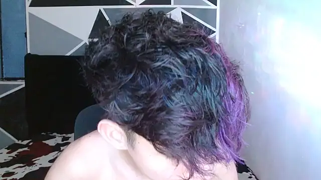 Snapshot of littlextreme chatting on 17, 12, 2024 littlextreme online show from 17, 12, 2024