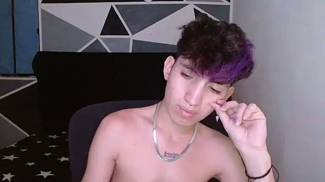 Snapshot of littlextreme chatting on 28, 12, 2024 littlextreme online show from 28, 12, 2024