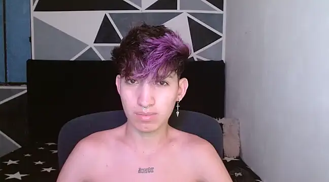 Snapshot of littlextreme chatting on 6, 1, 2025 littlextreme online show from 6, 1, 2025