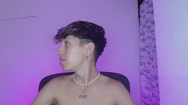 Snapshot of littlextreme chatting on 18, 2, 2025 littlextreme online show from 18, 2, 2025