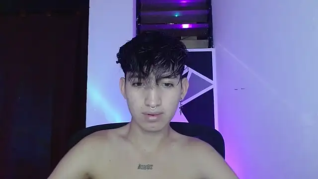 Snapshot of littlextreme chatting on 17, 3, 2025 littlextreme online show from 17, 3, 2025