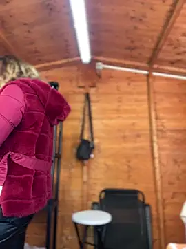 DaisyVibesss online show from 26, 12, 2024