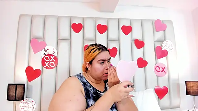 aandreaperez online show from 14, 2, 2025