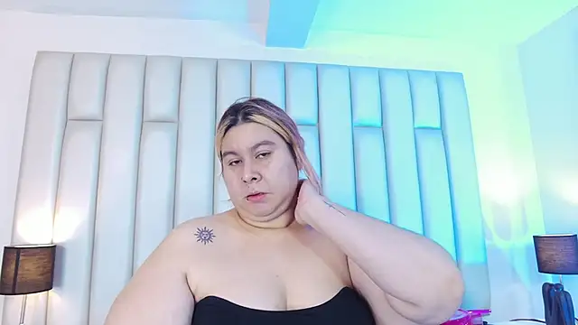 aandreaperez online show from 13, 3, 2026